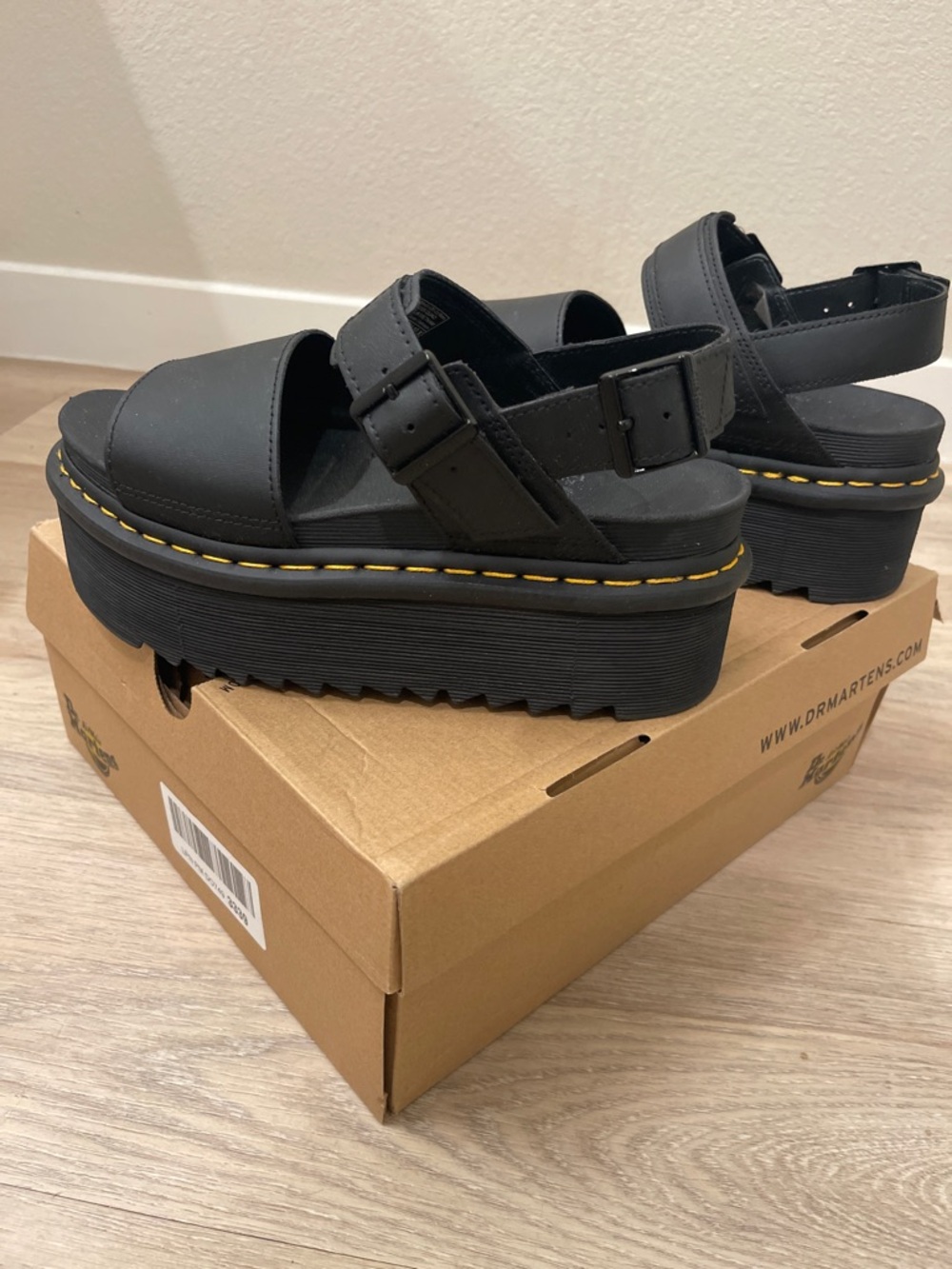 DOC MARTENS VOSS Platform